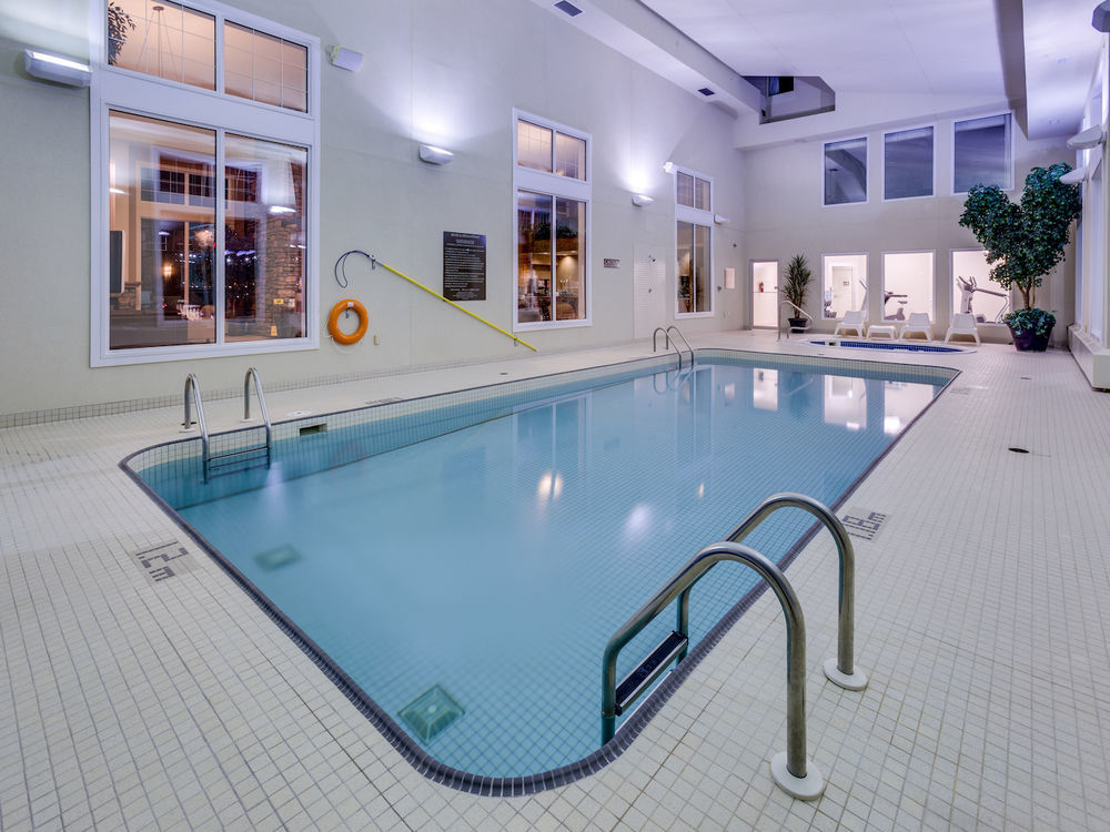 Heritage Inn & Suites - Brooks Buitenkant foto