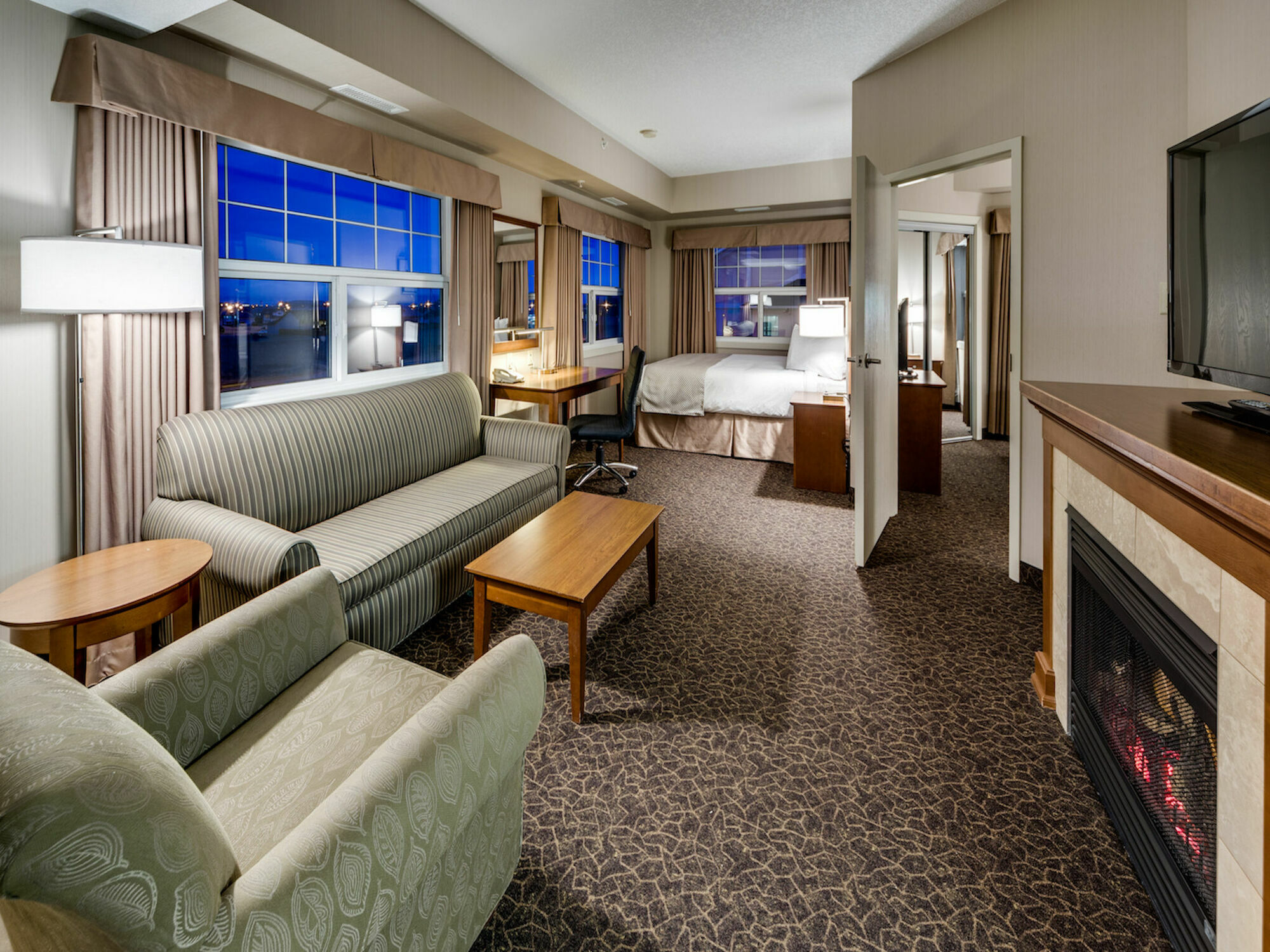 Heritage Inn & Suites - Brooks Buitenkant foto